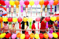 不管大人仍是小孩都